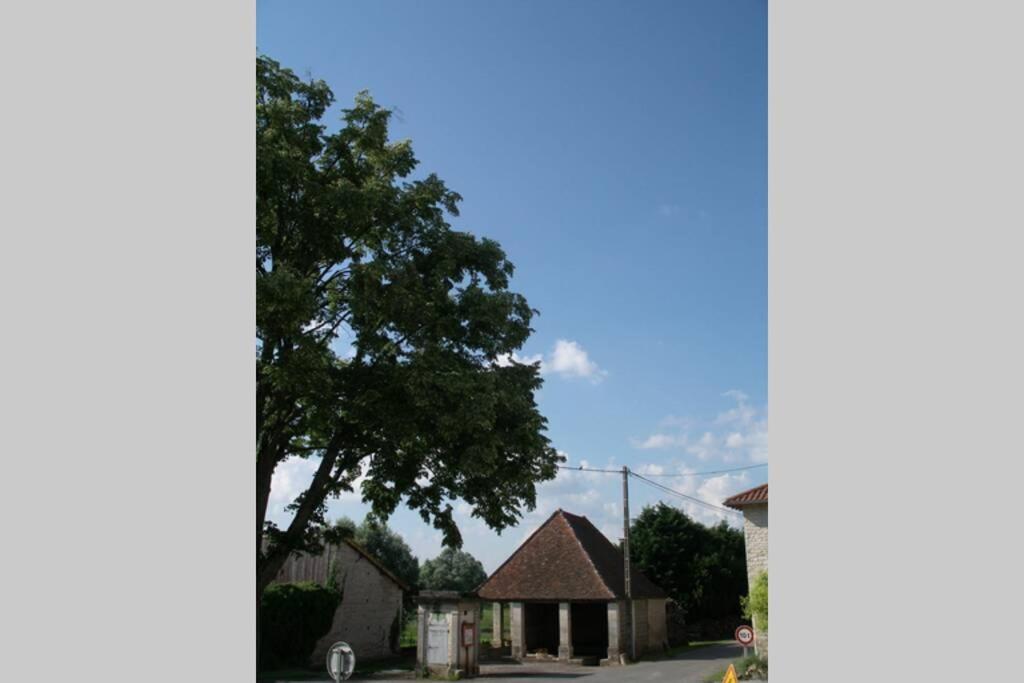 Le Coeur Du Lys Villa Chissey-les-Macon Bagian luar foto